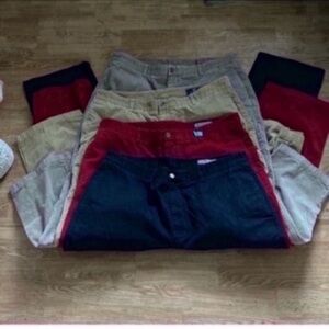 4 pairs Vineyard Vines Red and Tan corduroy